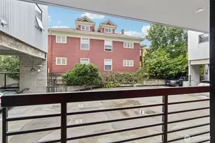 615 E Pike St, Seattle, WA 98122 - Photo 26