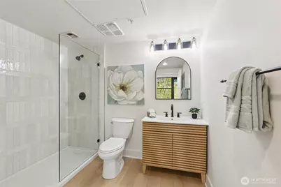 615 E Pike Street #305, Seattle, WA 98122 - Photo 20