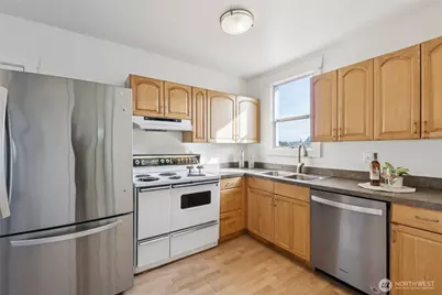 1910 S Lander Street, Seattle, WA 98144 - Photo 10