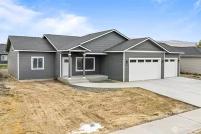 2383 Pacific Street, Ephrata, WA 98823 - Photo 2