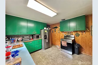 945 US Highway 101, Cosmopolis, WA 98537 - Photo 12