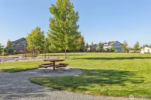 18705 134th St E, Bonney Lake, WA 98391 - Photo 34