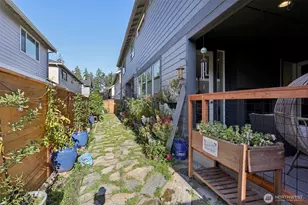 18705 134th St E, Bonney Lake, WA 98391 - Photo 28