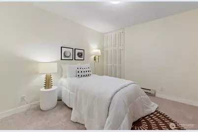 500 W Olympic Place #203, Seattle, WA 98119 - Photo 16