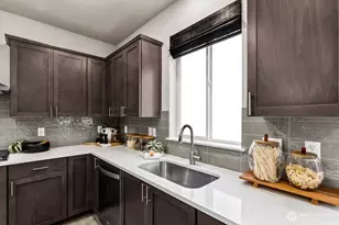 668 SE 12th Pl, North Bend, WA 98045 - Photo 8