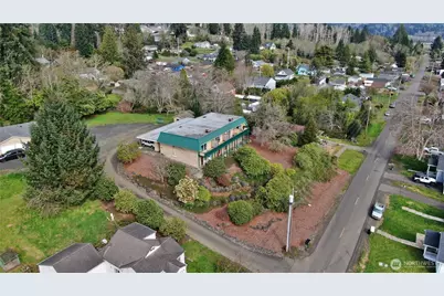 910 Barnhart Street, Raymond, WA 98577 - Photo 32