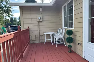 910 Barnhart St, Raymond, WA 98577 - Photo 28