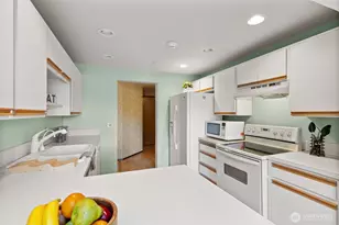 923 Pershing Ave, Bremerton, WA 98312 - Photo 12