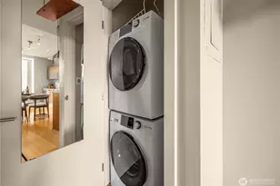 737 Olive Way, Seattle, WA 98101 - Photo 26