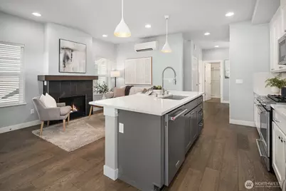 22773 SE 14th Court #10, Sammamish, WA 98075 - Photo 8