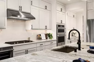 14870 Site 5 NE 2nd Ct, Bellevue, WA 98007 - Photo 28