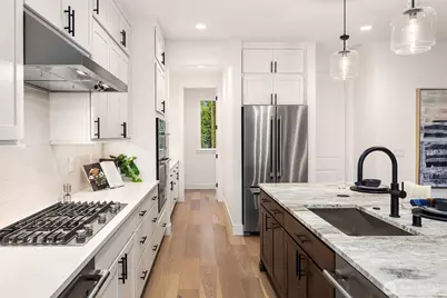 14870 Site 5 NE 2nd Court, Bellevue, WA 98007 - Photo 18