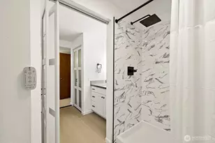 17417 Ashworth Ave N, Shoreline, WA 98133 - Photo 16