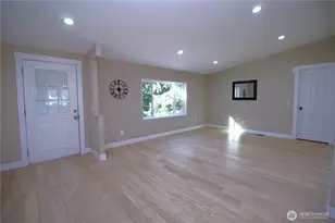 2402 S 370th Pl, Federal Way, WA 98003 - Photo 8