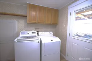 2402 S 370th Pl, Federal Way, WA 98003 - Photo 18