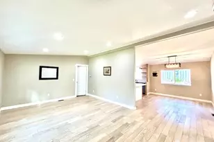 2402 S 370th Pl, Federal Way, WA 98003 - Photo 10