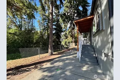 2402 S 370th Place, Federal Way, WA 98003 - Photo 4