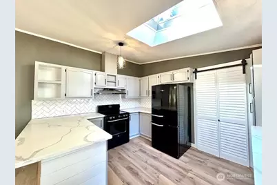 2402 S 370th Place, Federal Way, WA 98003 - Photo 16