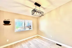 2402 S 370th Pl, Federal Way, WA 98003 - Photo 12