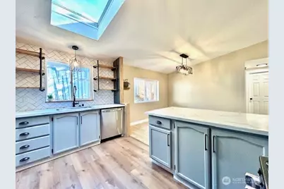 2402 S 370th Place, Federal Way, WA 98003 - Photo 14