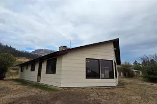 665 Wannacut Lake Rd, Oroville, WA 98844 - Photo 28