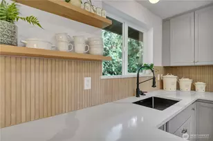 2310 Aberdeen Ave NE, Renton, WA 98056 - Photo 14