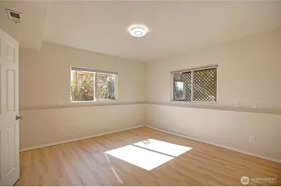 2029 Baymont Drive, Oak Harbor, WA 98277 - Photo 6