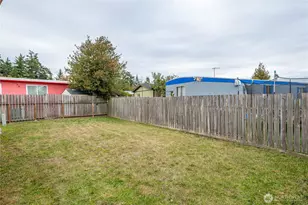 700 NW Crosby Ave, Oak Harbor, WA 98277 - Photo 6