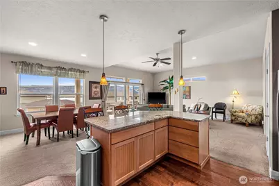 9122 NW Red Hawk Lane #A76, Quincy, WA 98121 - Photo 10