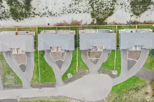 19013 19019 E State Route 3, Allyn, WA 98524 - Photo 2