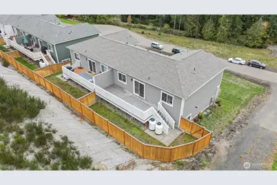 19013 E State Route 3 #A-B, Allyn, WA 98524 - Photo 8