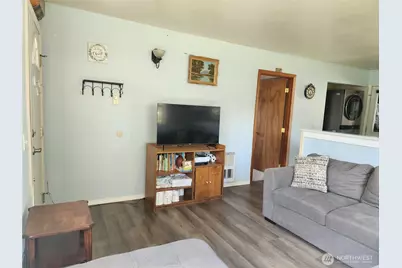 821 W Garfield Street, Mount Vernon, WA 98273 - Photo 4