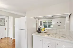 1005 NE 170th St, Shoreline, WA 98155 - Photo 8