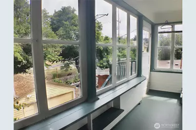 910 NW 52nd Street, Seattle, WA 98107 - Photo 10