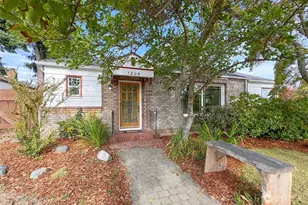 1204 S Oak St, Port Angeles, WA 98362 - Photo 2