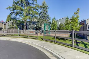 228 156th Pl SW, Lynnwood, WA 98087 - Photo 4