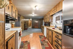 7508 47th Ave NE, Marysville, WA 98270 - Photo 10