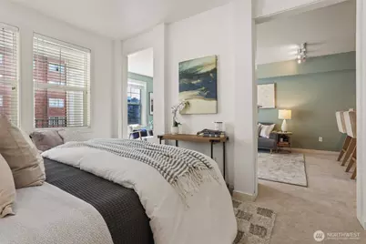 530 4th Avenue W #206, Seattle, WA 98119 - Photo 18