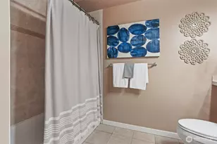 530 4th Ave W, Seattle, WA 98119 - Photo 20