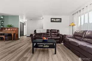 343 4th St SE, Puyallup, WA 98372 - Photo 20