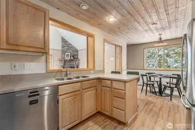 6545 Forest Ridge Drive, Wenatchee, WA 98801 - Photo 12