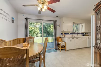 5011 79th Avenue Ct E, Fife, WA 98424 - Photo 10