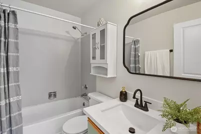 18150 73rd Avenue NE #B306, Kenmore, WA 98028 - Photo 16