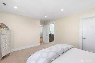 400 NE 50th St, Seattle, WA 98105 - Photo 18