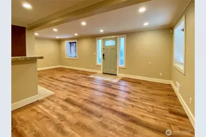 400 NE 50th Street, Seattle, WA 98105 - Photo 34