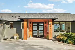 505 Michelle Dr, Camano Island, WA 98282 - Photo 2