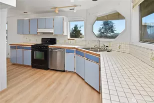 4149 Saltspring Dr, Ferndale, WA 98248 - Photo 12