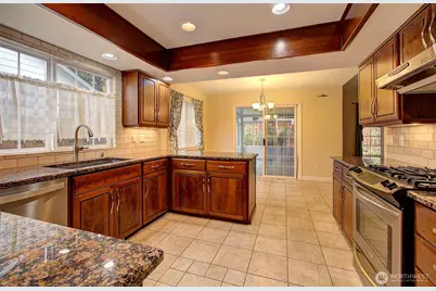 10216 SE 15th Street, Vancouver, WA 98664 - Photo 8