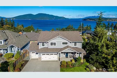 3502 W 3rd Street, Anacortes, WA 98221 - Photo 2