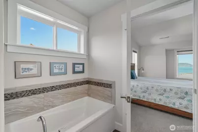 3502 W 3rd Street, Anacortes, WA 98221 - Photo 30